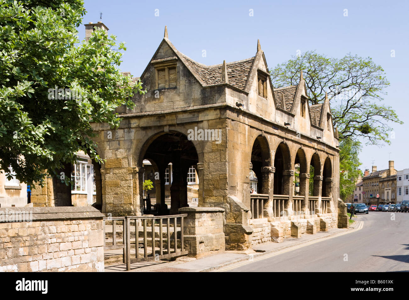 The Market House built in 1627 by Sir Baptist Hicks for selling butter in the Cotswold town of Chipping Campden, Gloucestershire Stock Photo