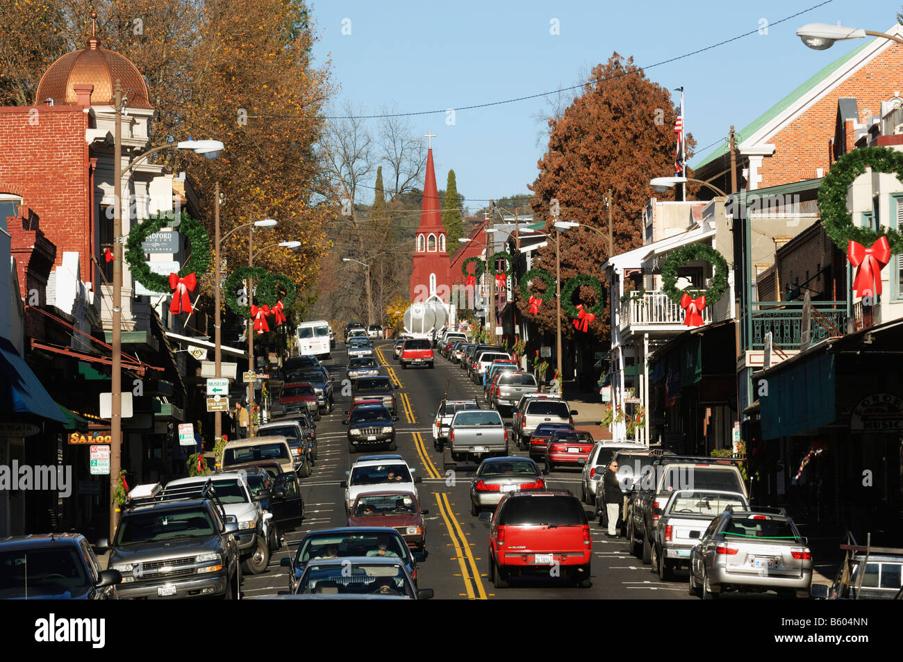 Traffic along Main Street Sonora California Stock Photo 20902049 Alamy