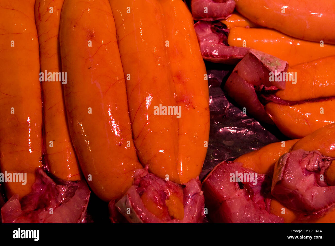 Fish guts at The Tsukiji Fish Market in Tokyo, Japan Stock Photo Alamy