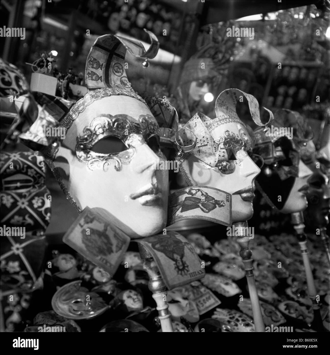 Masks venice carnival hi-res stock photography and images - Alamy