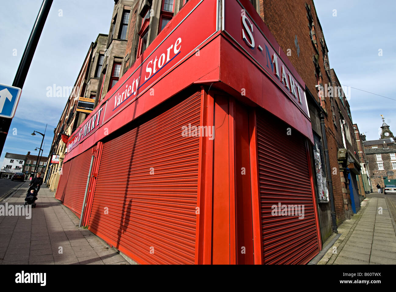 burslem small super market with red shutter the variety store smart small shop Stock Photo Alamy