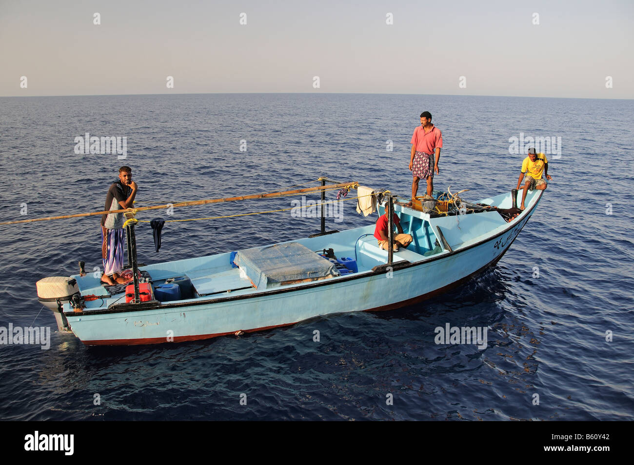 Egypt wooden boat hi-res stock photography and images - Alamy
