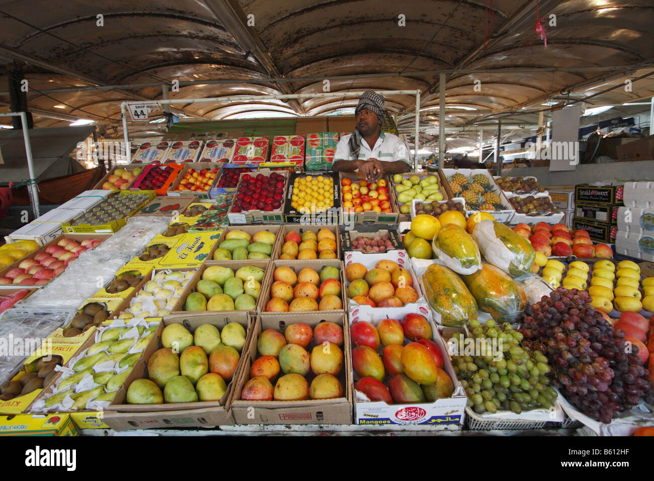 A FRUIT SHOP IN DUBAI Stock Photo Alamy