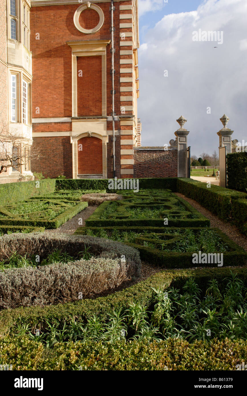 The Knot Garden at Hampton Court Palace Surrey Stock Photo Alamy
