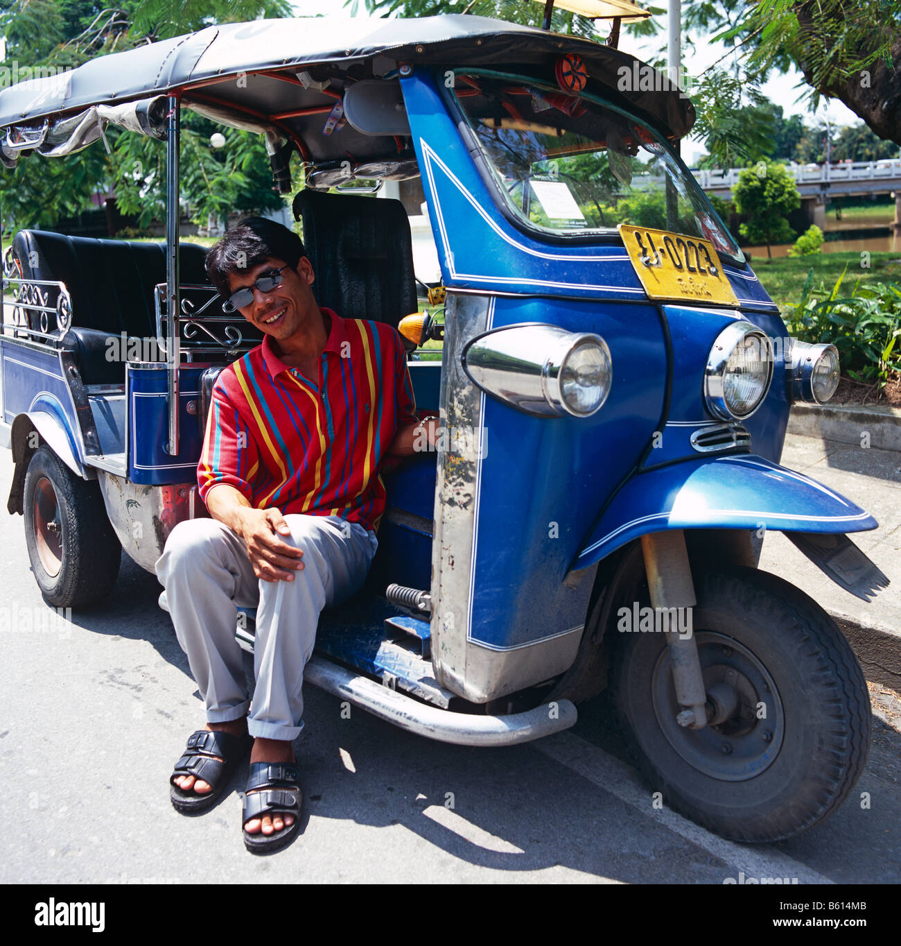 Tuc Tuc Driver In Bangkok Thailand South East Asia Stock Photo - Alamy
