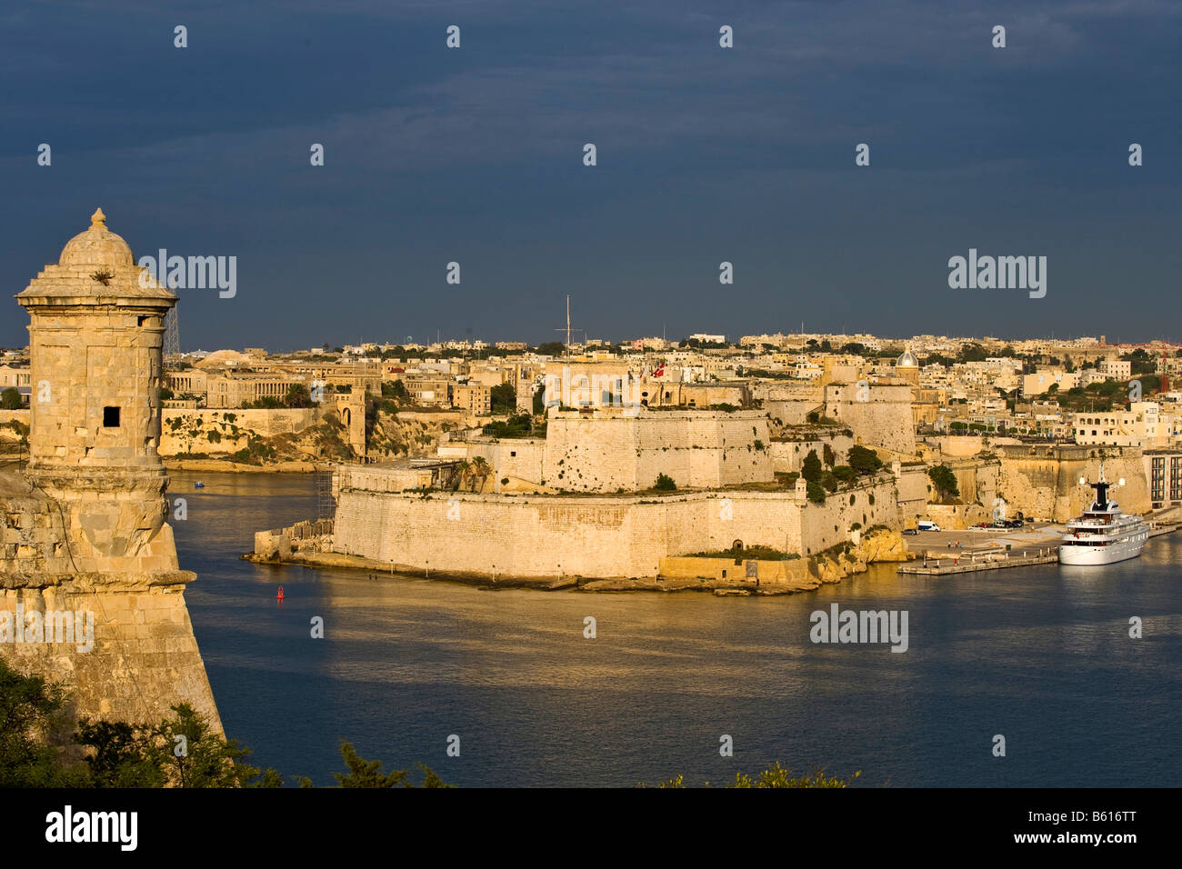 Tower of Fort San Elmo, La Valletta and Fort San Angelo, Vittoriosa, The Three Cities from La Valletta with Grand Harbour, Malta Stock Photo