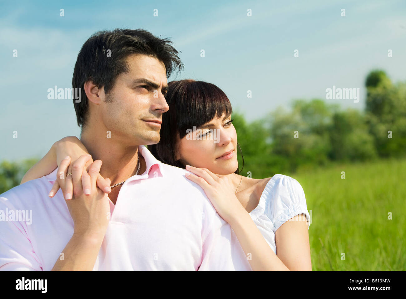 Love couple hugging in nature hi-res stock photography and images - Alamy