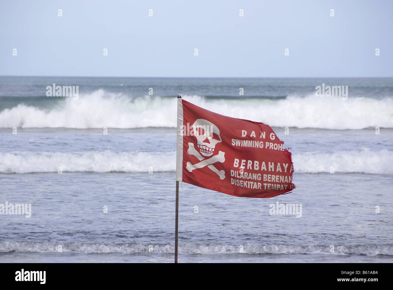 Dangerous swimming warning at Kuta beach Stock Photo Alamy