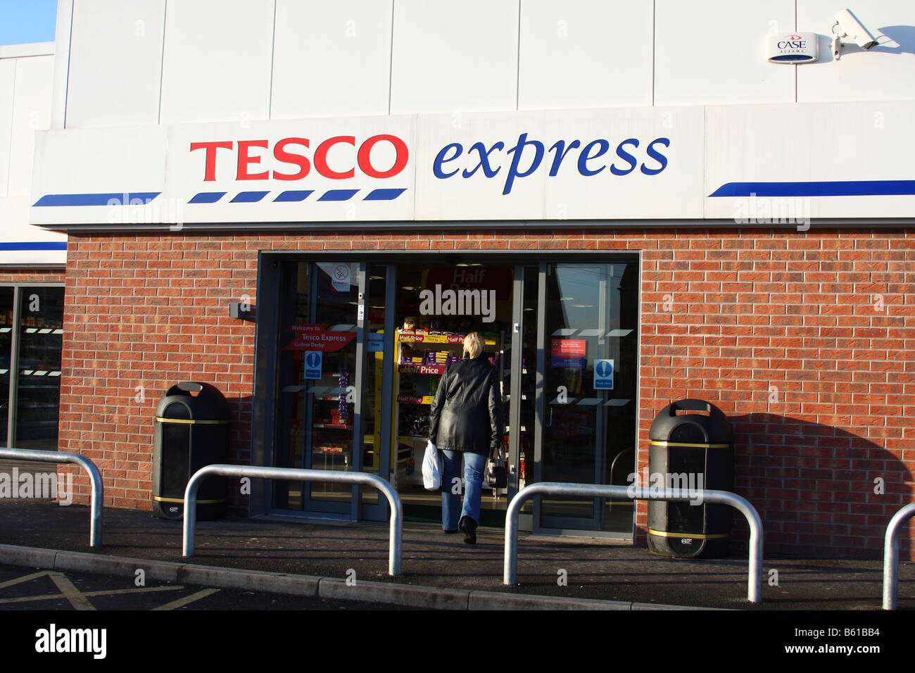 Tesco Express store in a U.K. suburb. Stock Photo