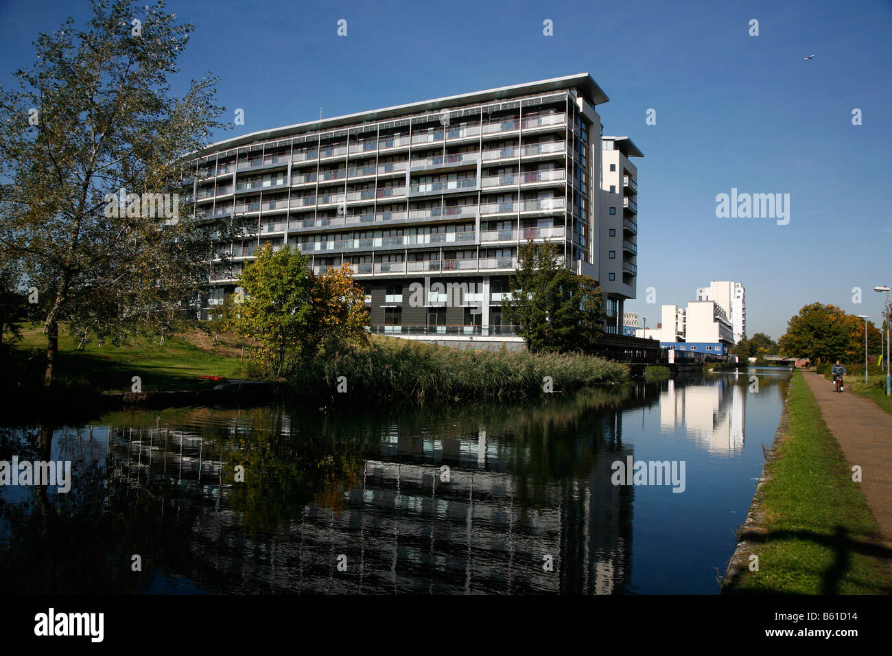 Mile end and globe town hi-res stock photography and images - Alamy