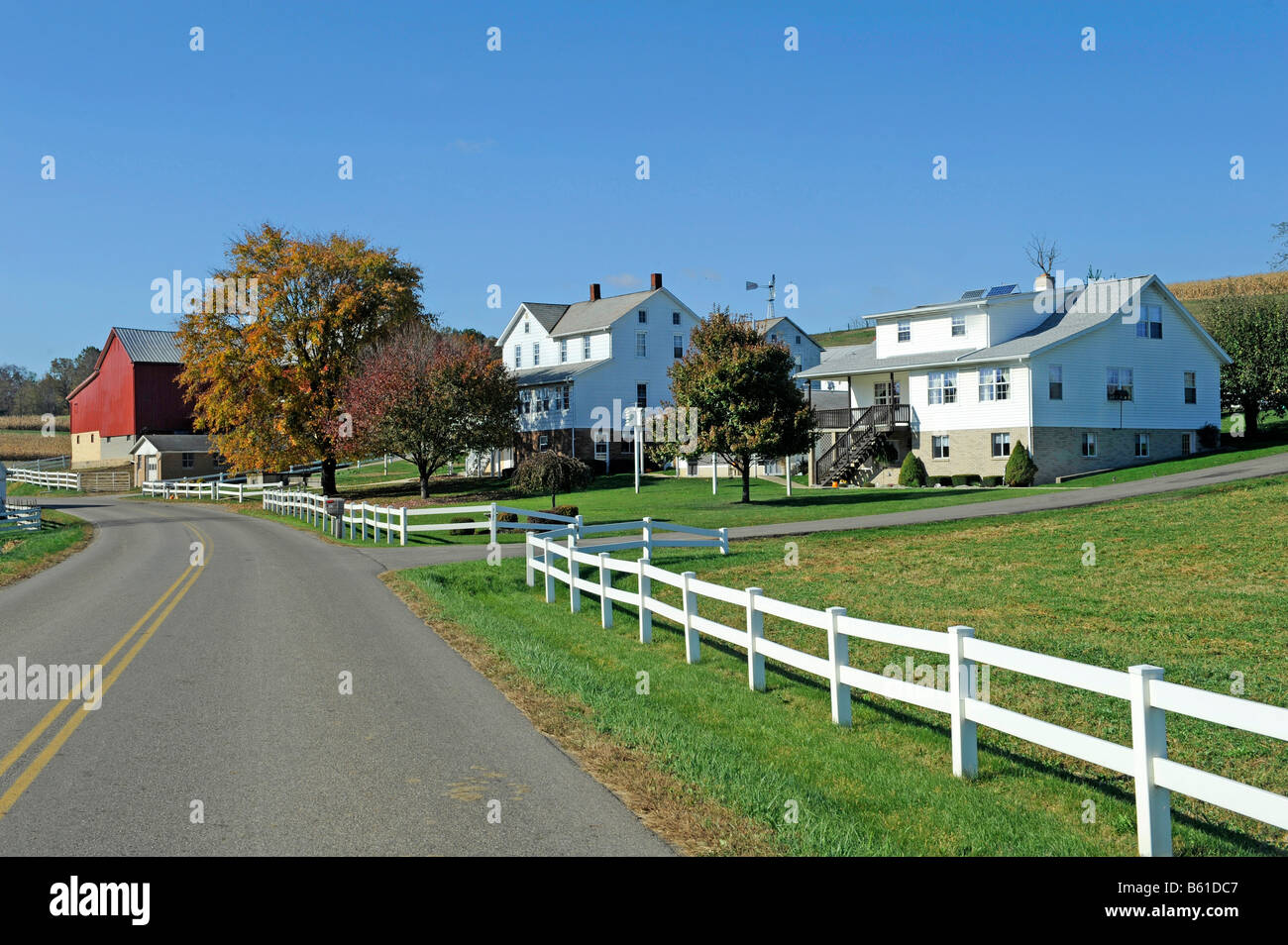 Amish Farm in Holmes County Ohio U S Stock Photo - Alamy