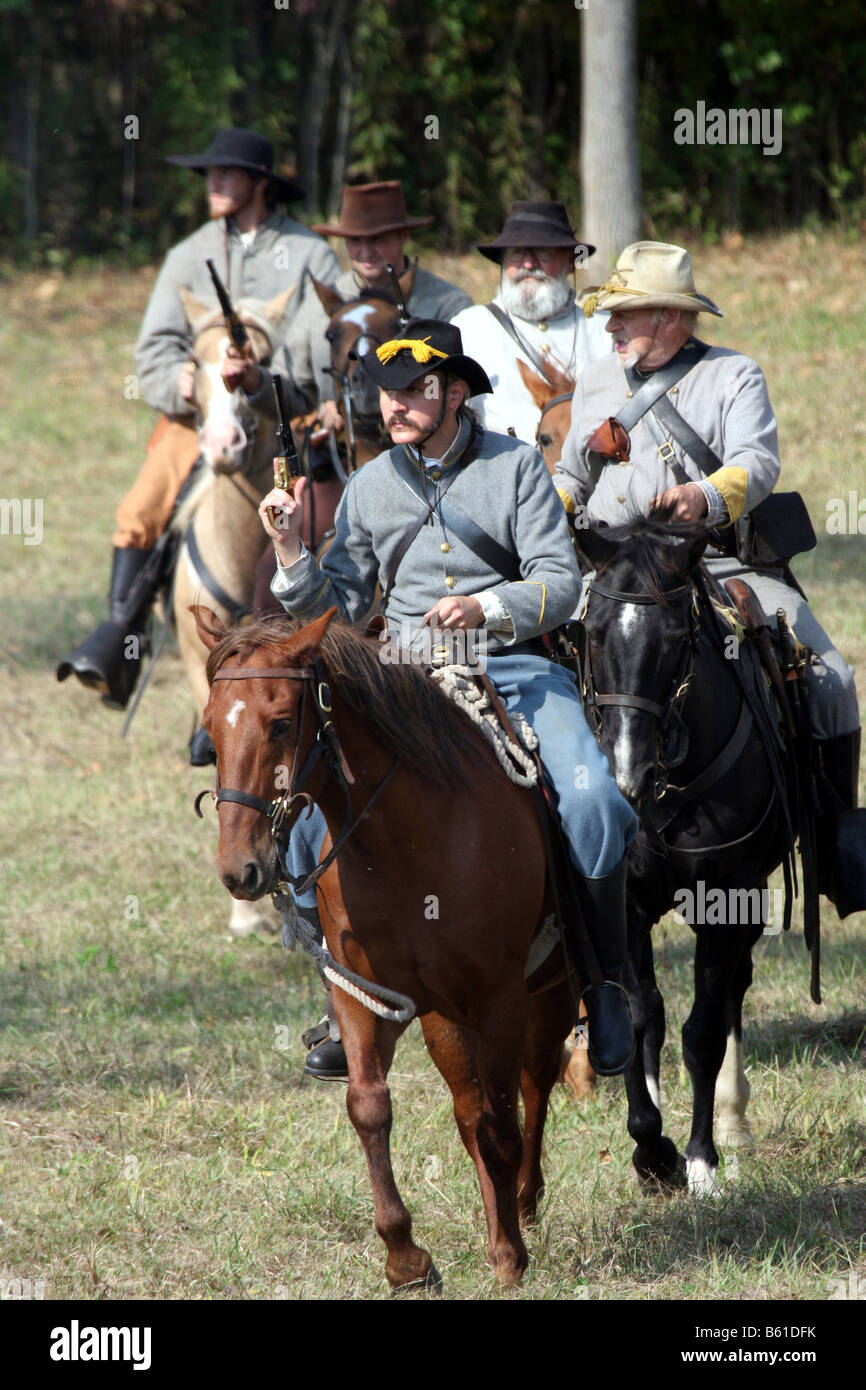 Confederate Soldiers Civil War Stock Photos & Confederate Soldiers ...