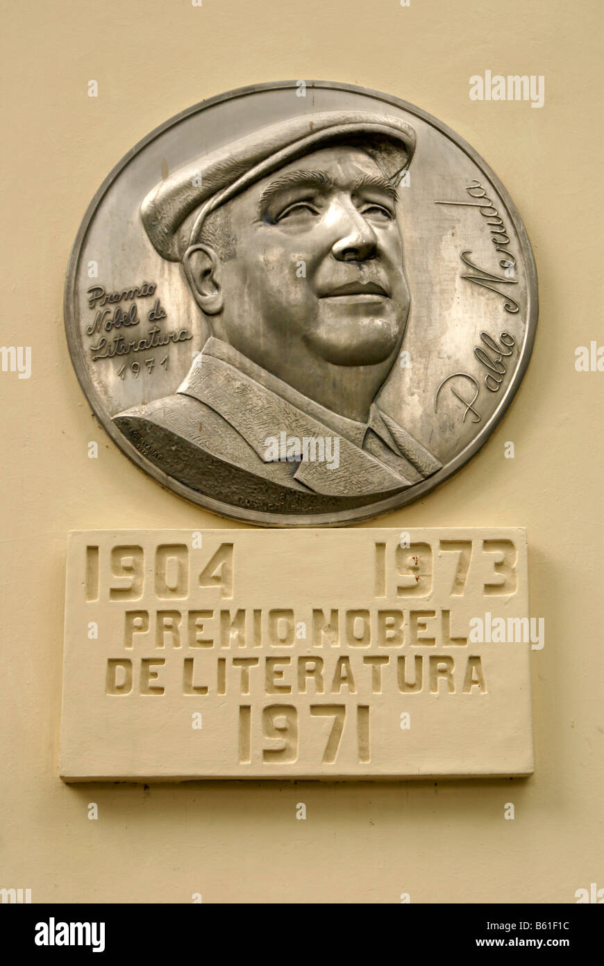 Monument honoring Chilean poet Pablo Neruda in Parque Cuscatlan, San Salvador, El Salvador Stock Photo