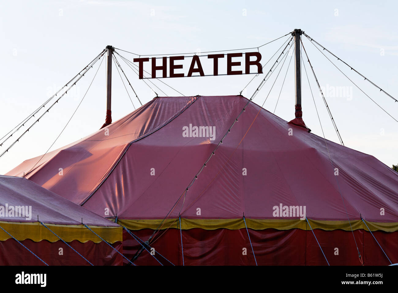 limoen Charmant lengte Theater tent hi-res stock photography and images - Alamy