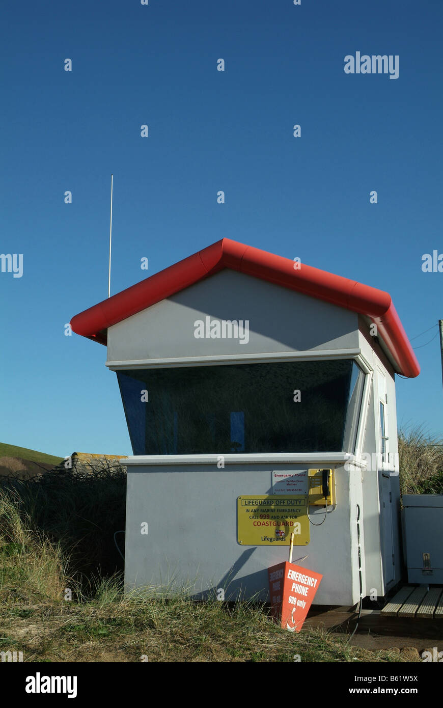 Lifesavers Hut Poldhu Cove The Lizard Cornwall UK Stock Photo