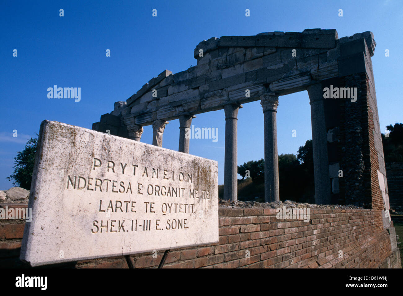 Roman ruins and antiquities at Apollonia, Albania 1994 Stock Photo