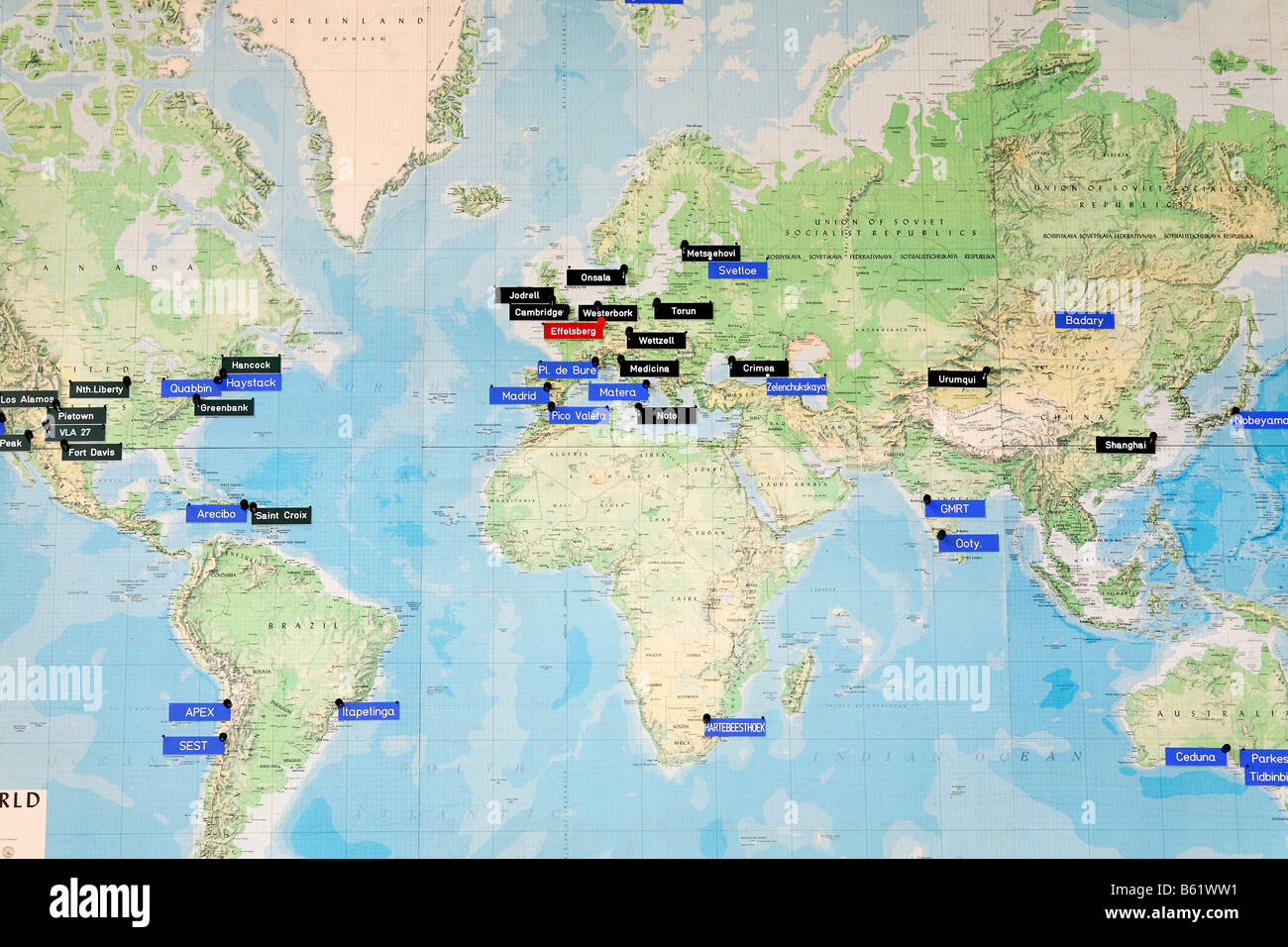 Map of the world with the position of radio observatories, control room of  the radio telescope, Max-Planck-Institute for radio Stock Photo - Alamy