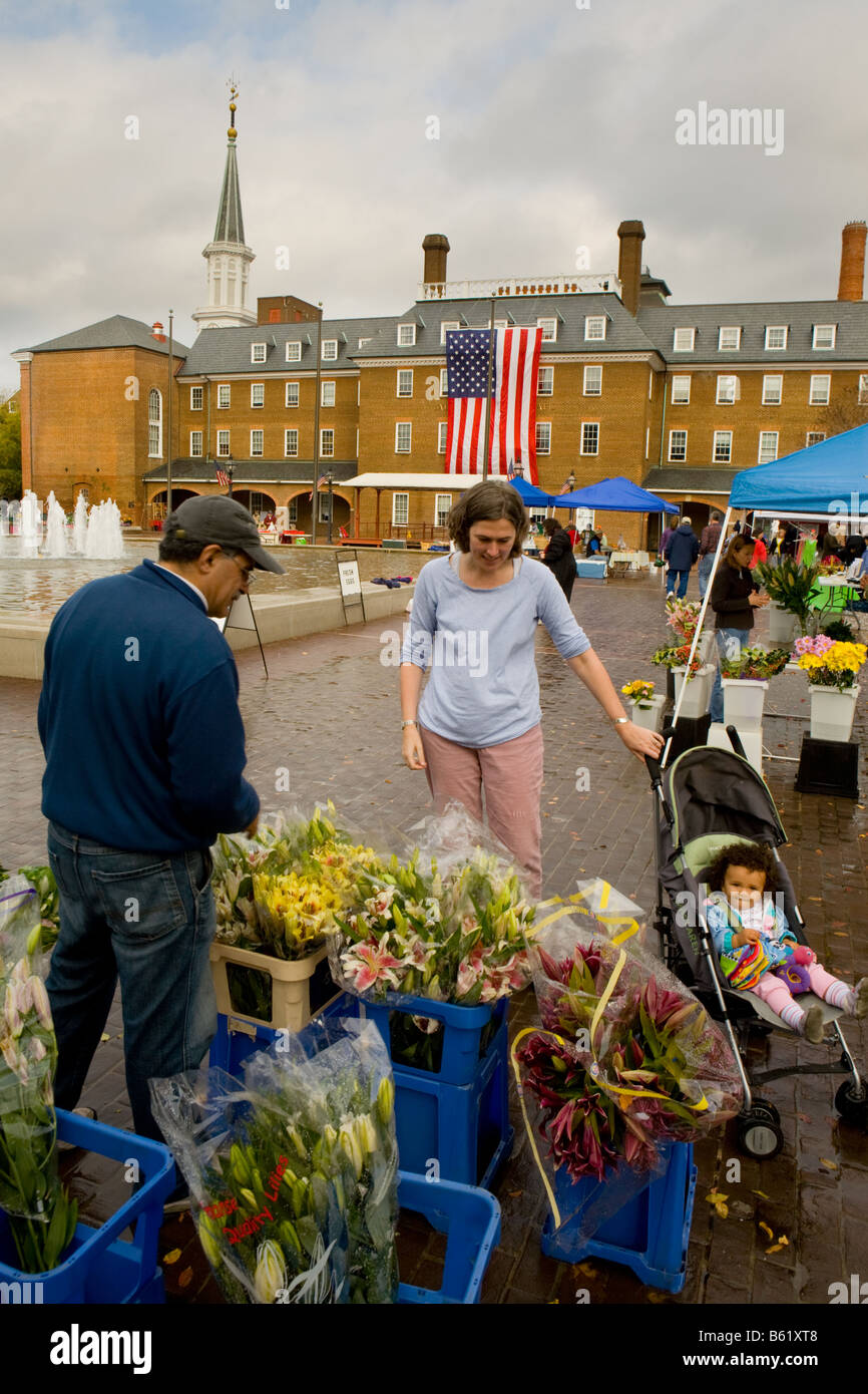 Farmers market alexandria va hires stock photography and images Alamy