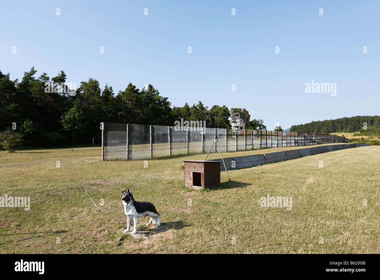 DDR border fence with German shepherd dog sculpture, Point Alpha Border Museum, Rasdorf/Geisa, Rhoen, Hesse/Thuringia, Germany, Stock Photo