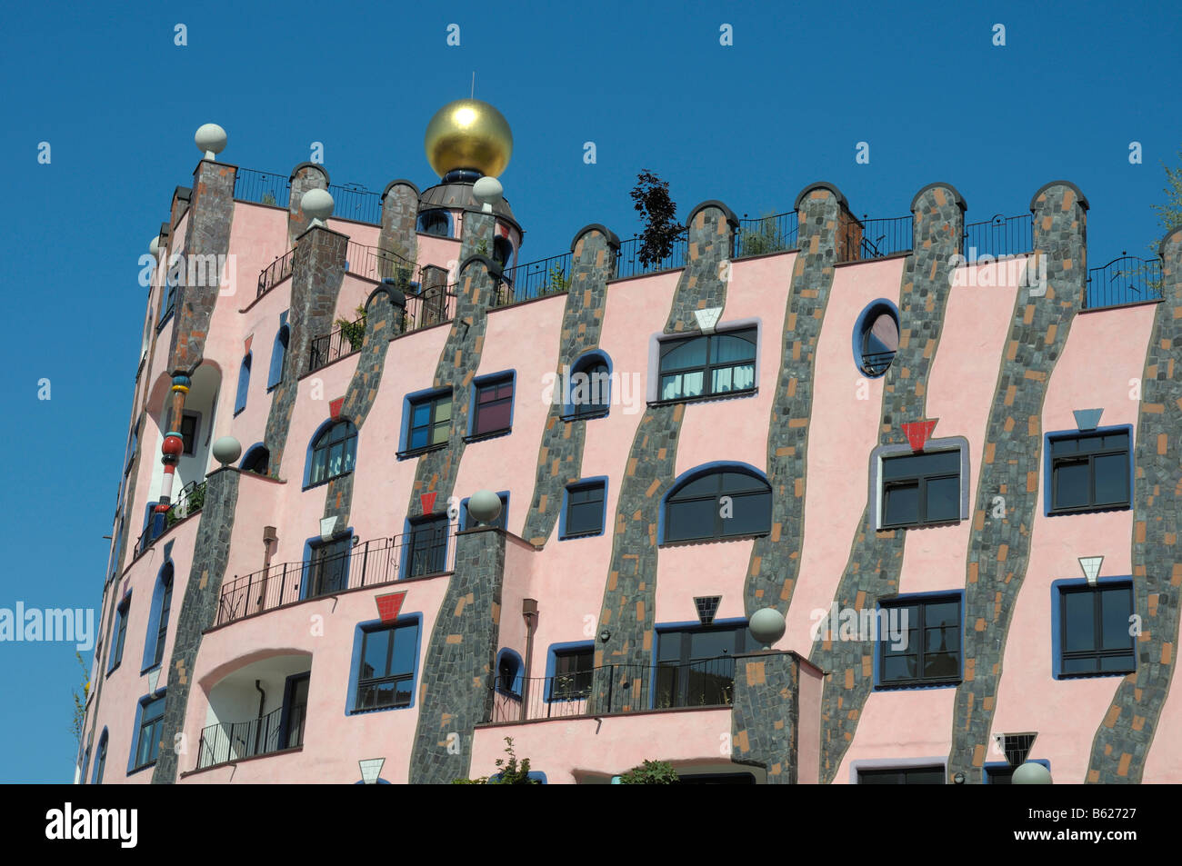 Green citadel, Hundertwasser house, Friedensreich Hundertwasser, Magdeburg, Saxony-Anhalt, Germany, Europe Stock Photo