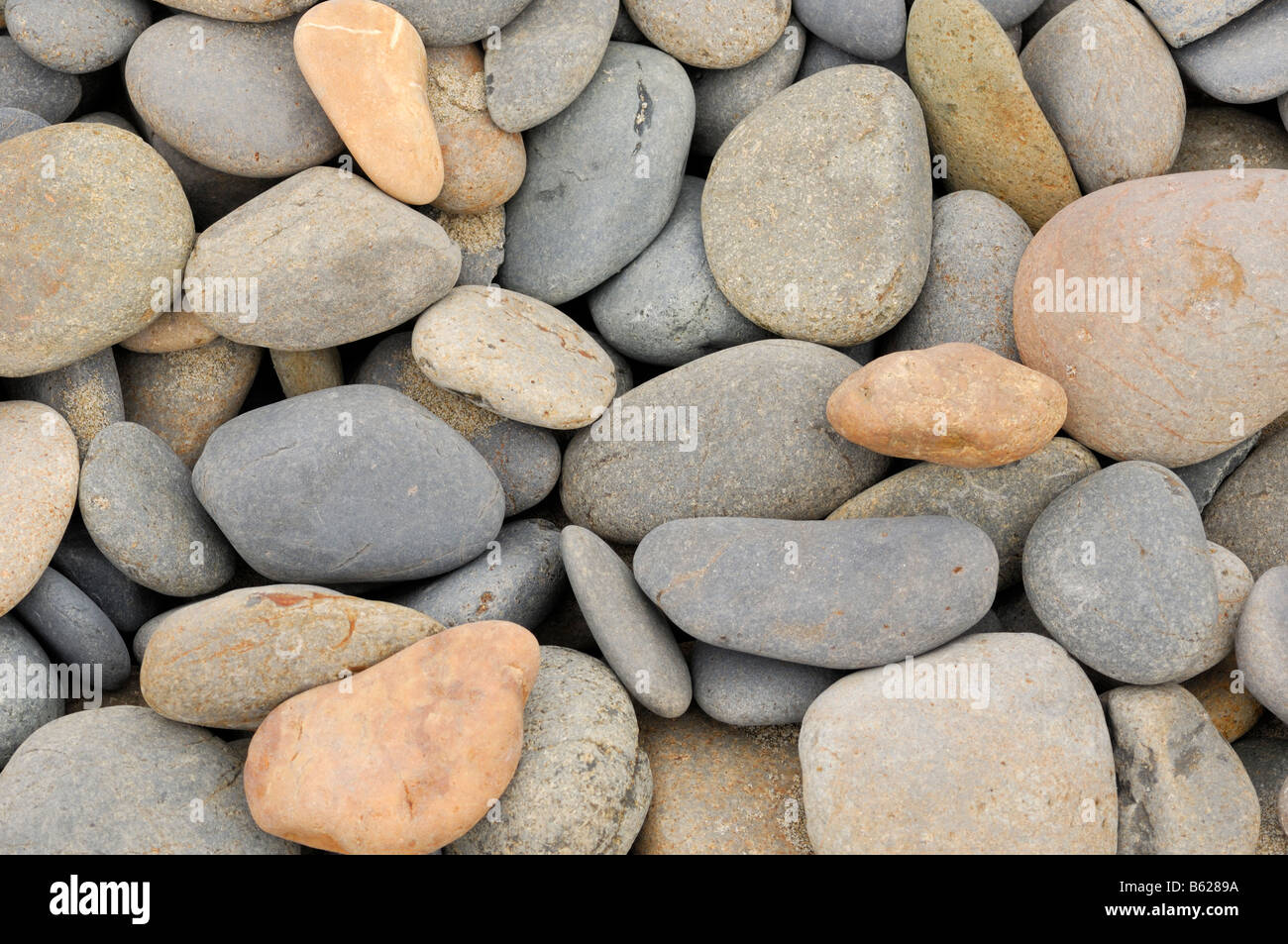Large round rocks hi-res stock photography and images - Alamy