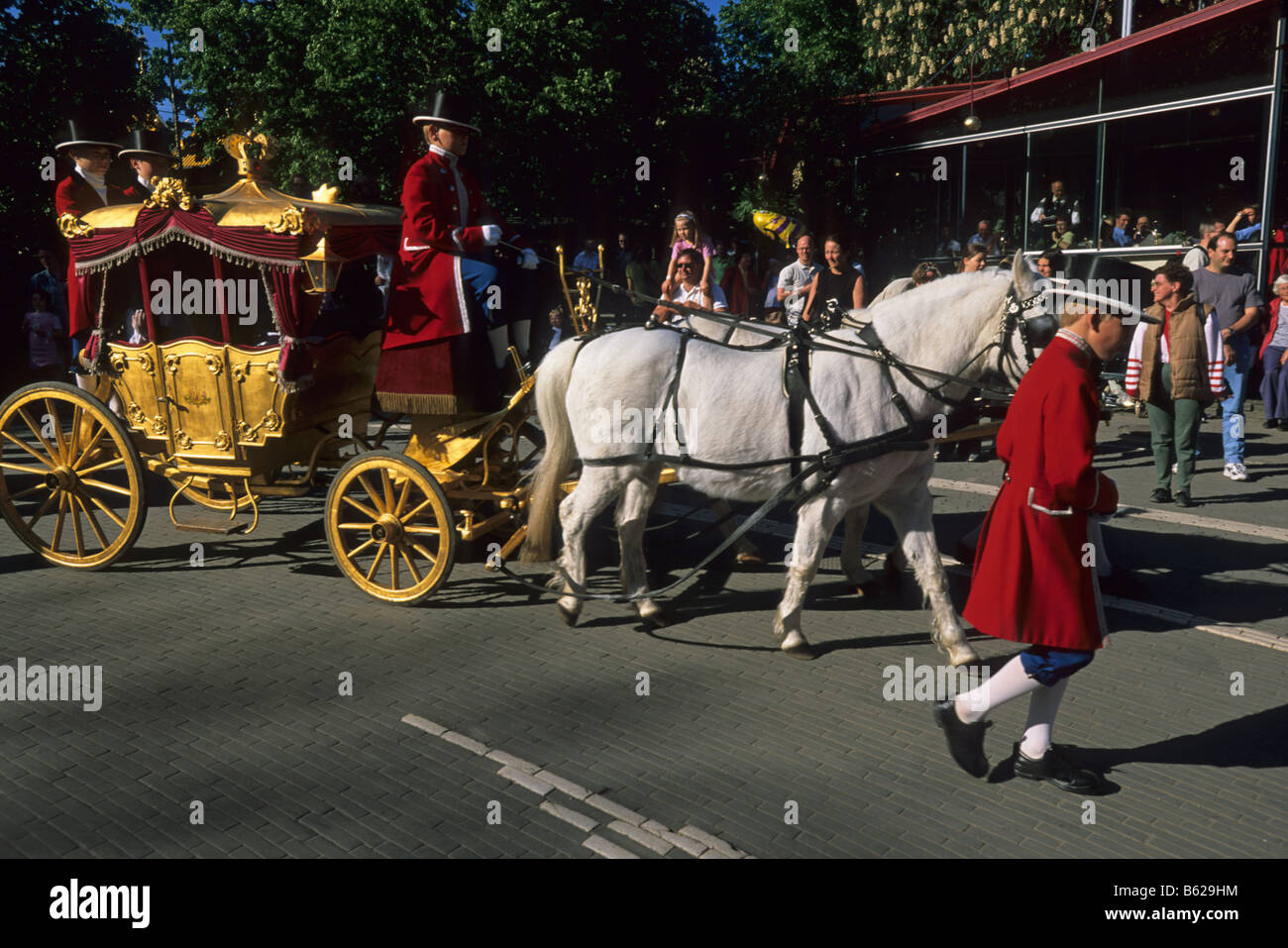 Elk167 1150 Denmark Copenhagen Kobenhavn Tivoli Garden Jr royalty on parade Stock Photo