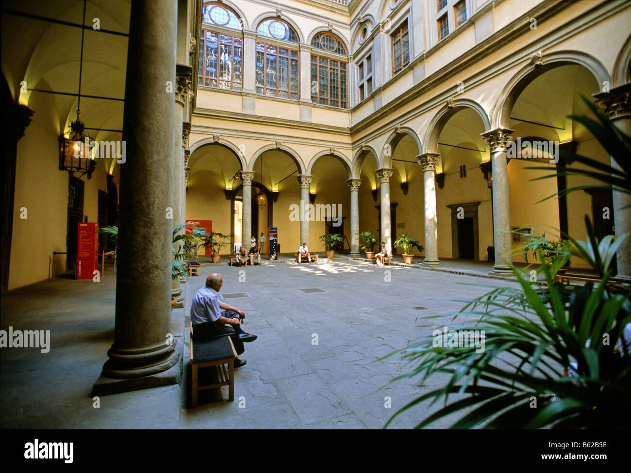 Palazzo Strozzi, inner courtyard, Florence, Firenze, Tuscany, Italy, Europe  Stock Photo - Alamy