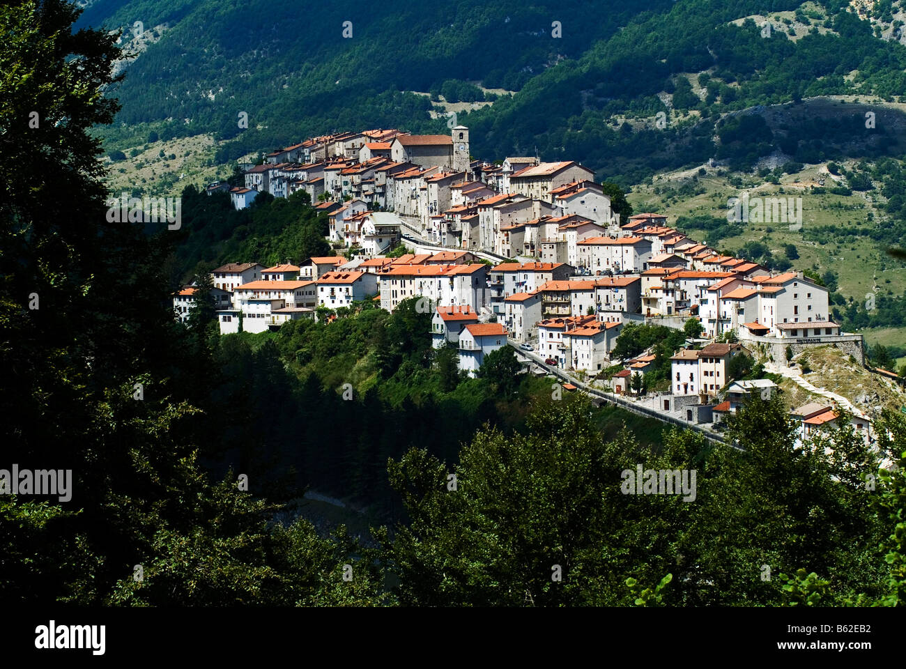 Opi village in the National Park of Abruzzo in Italy Stock Photo - Alamy