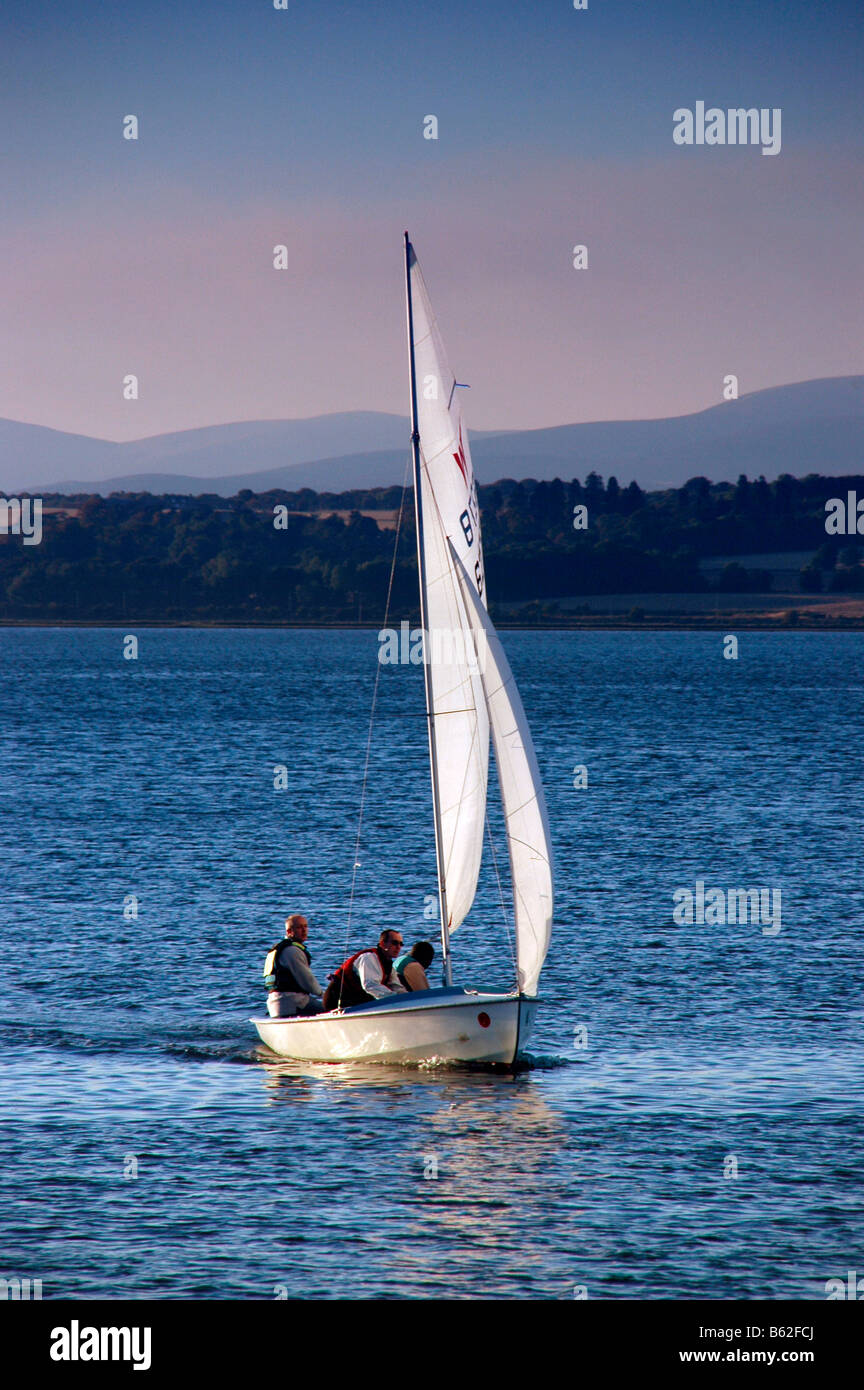 Sailing boat scotland hires stock photography and images Alamy