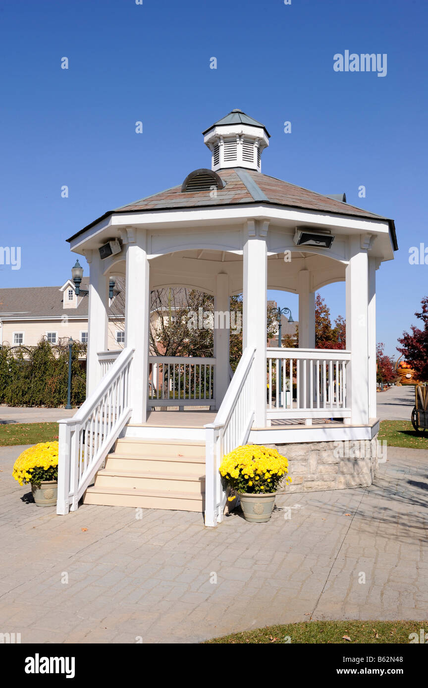 Octagon Gazebo at Longaberger s Homestead Central Ohio Zanesville Frazeysburg U S Stock Photo