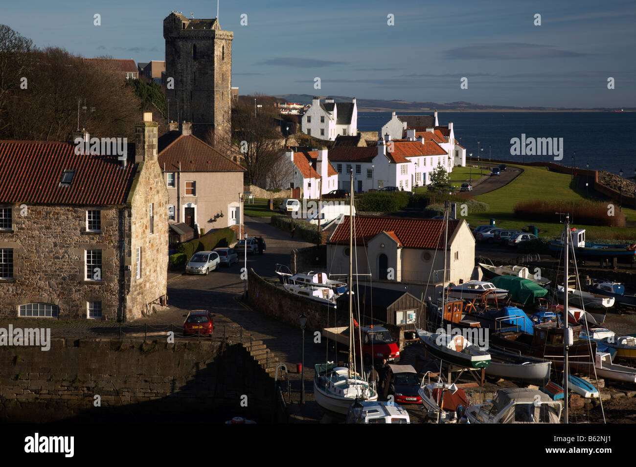 Dysart fife coastal path hires stock photography and images Alamy