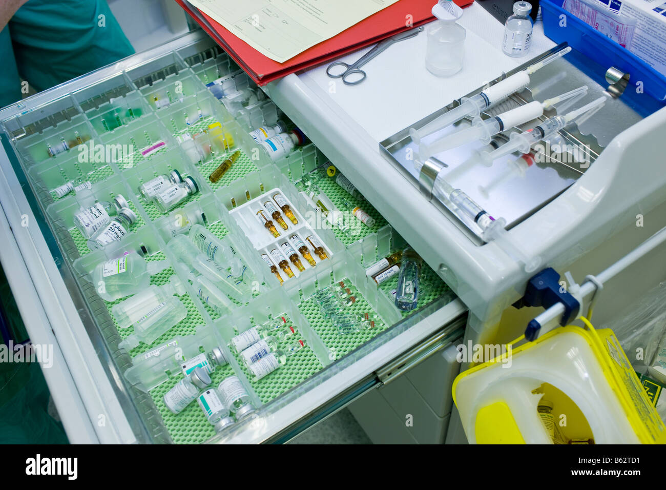 Medical equipment used during surgery to remove benign brain tumor