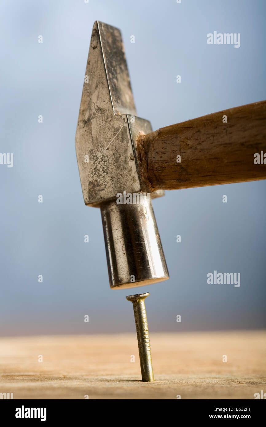 Hammer hitting metal hires stock photography and images Alamy