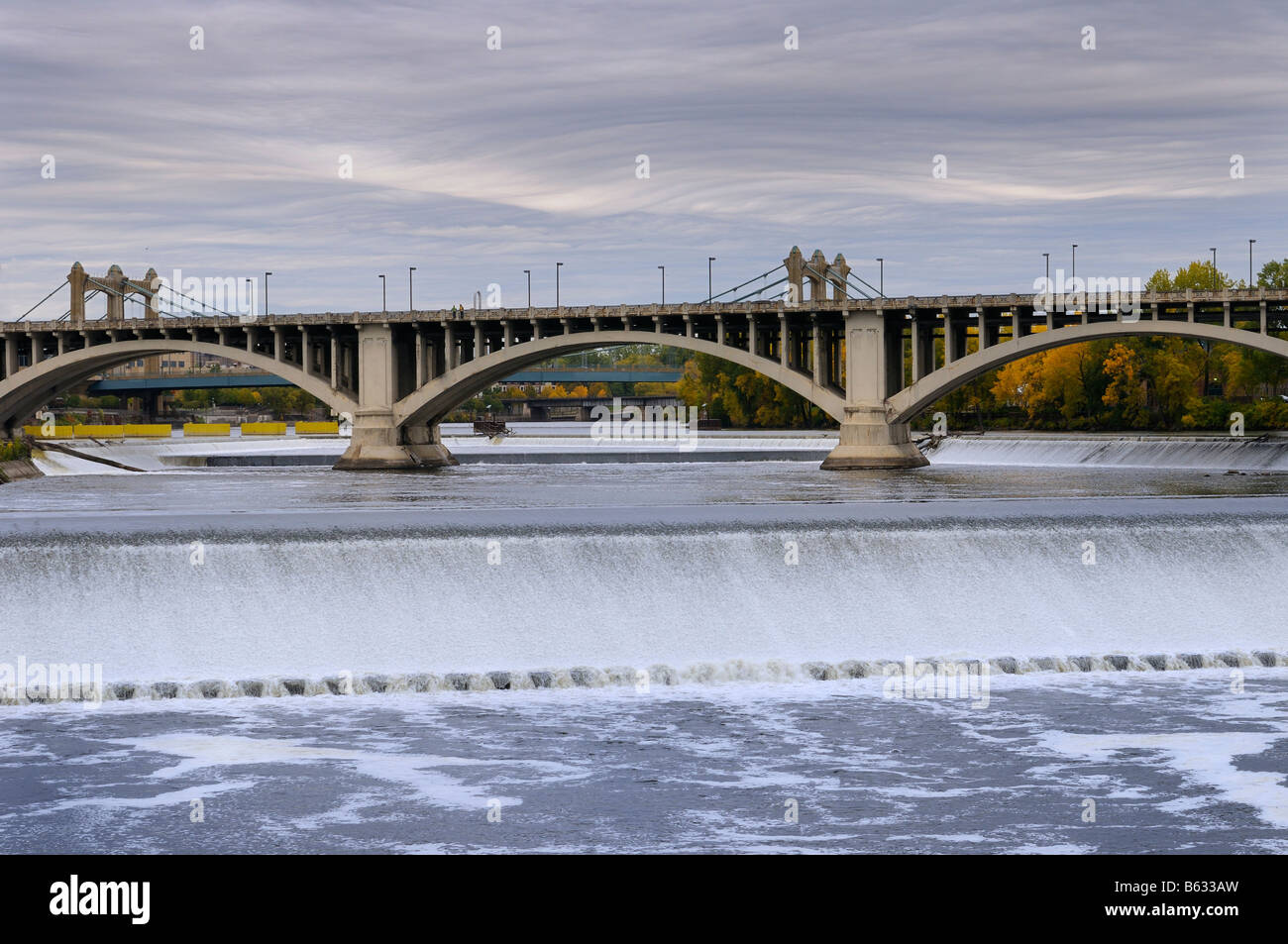 Mississippi river water bridge hi-res stock photography and images - Alamy