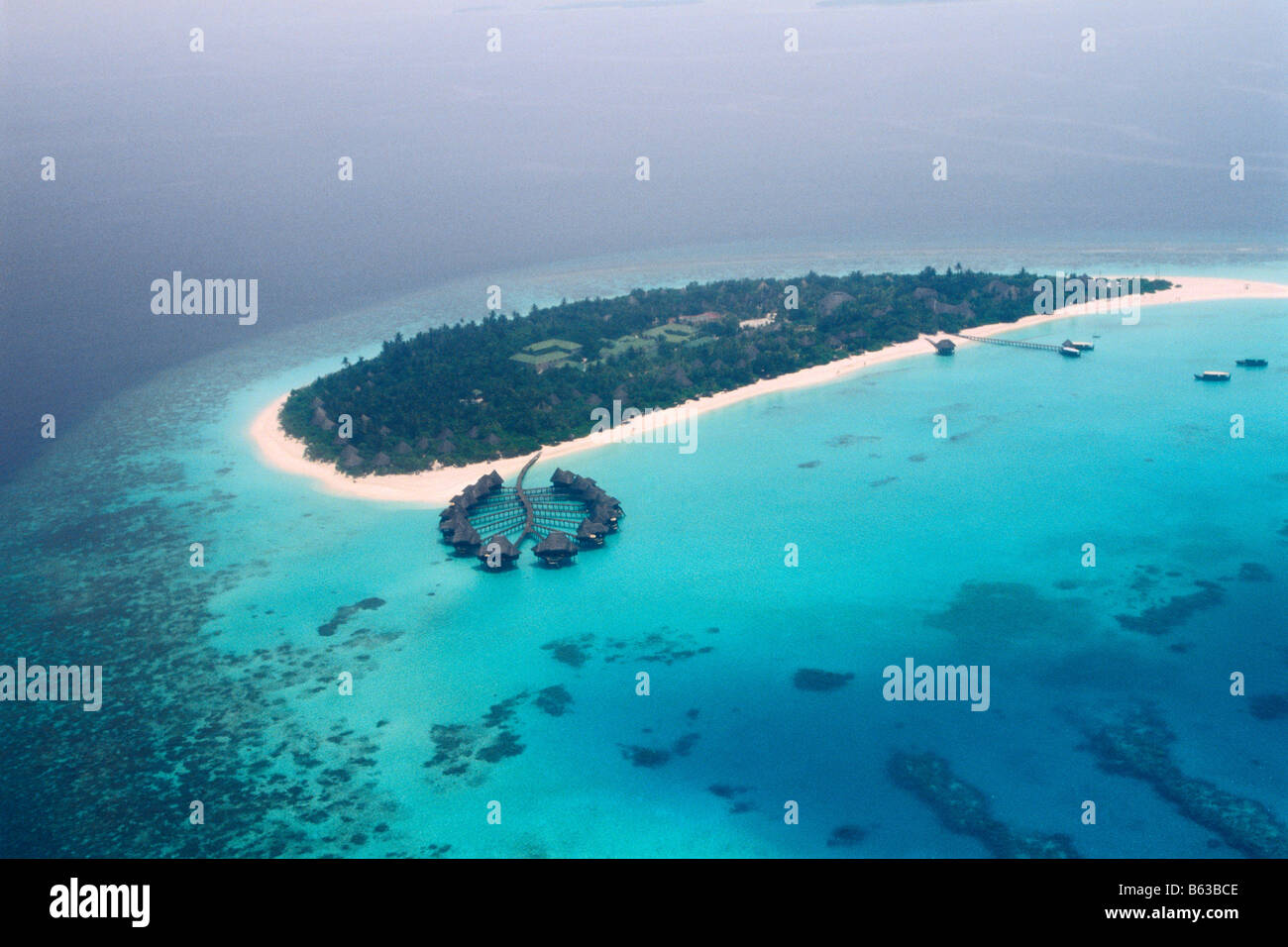 Maldives Dunikolu Island Coco Palm Resort Stock Photo Alamy