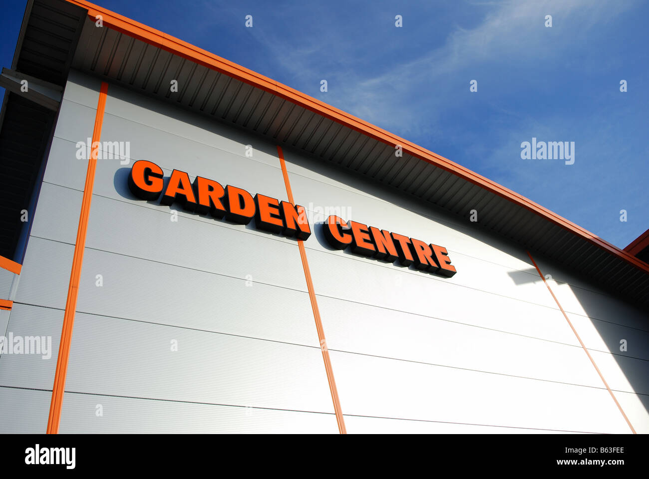 B&q garden centre hires stock photography and images Alamy