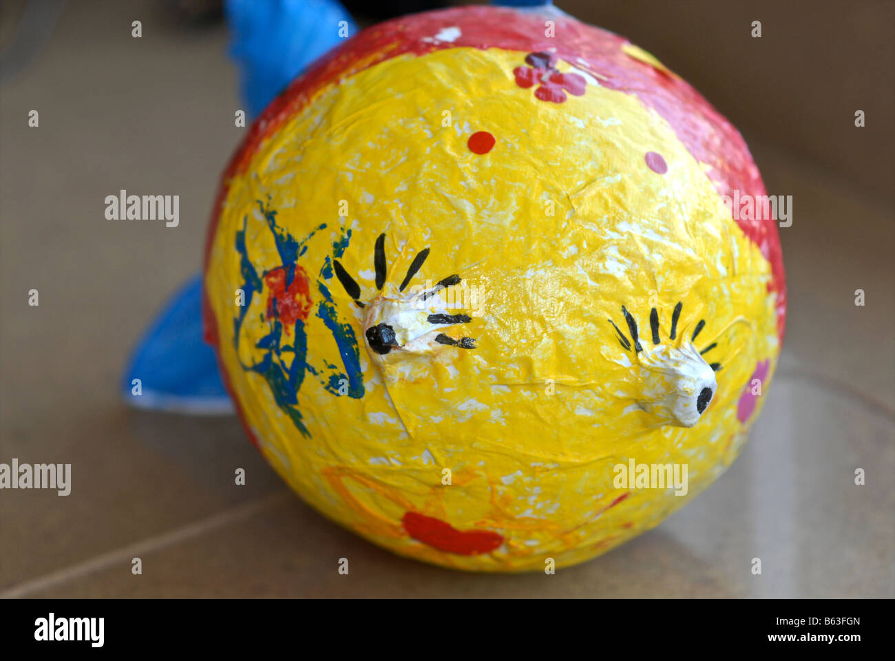 Paper mache bowl hi-res stock photography and images - Alamy