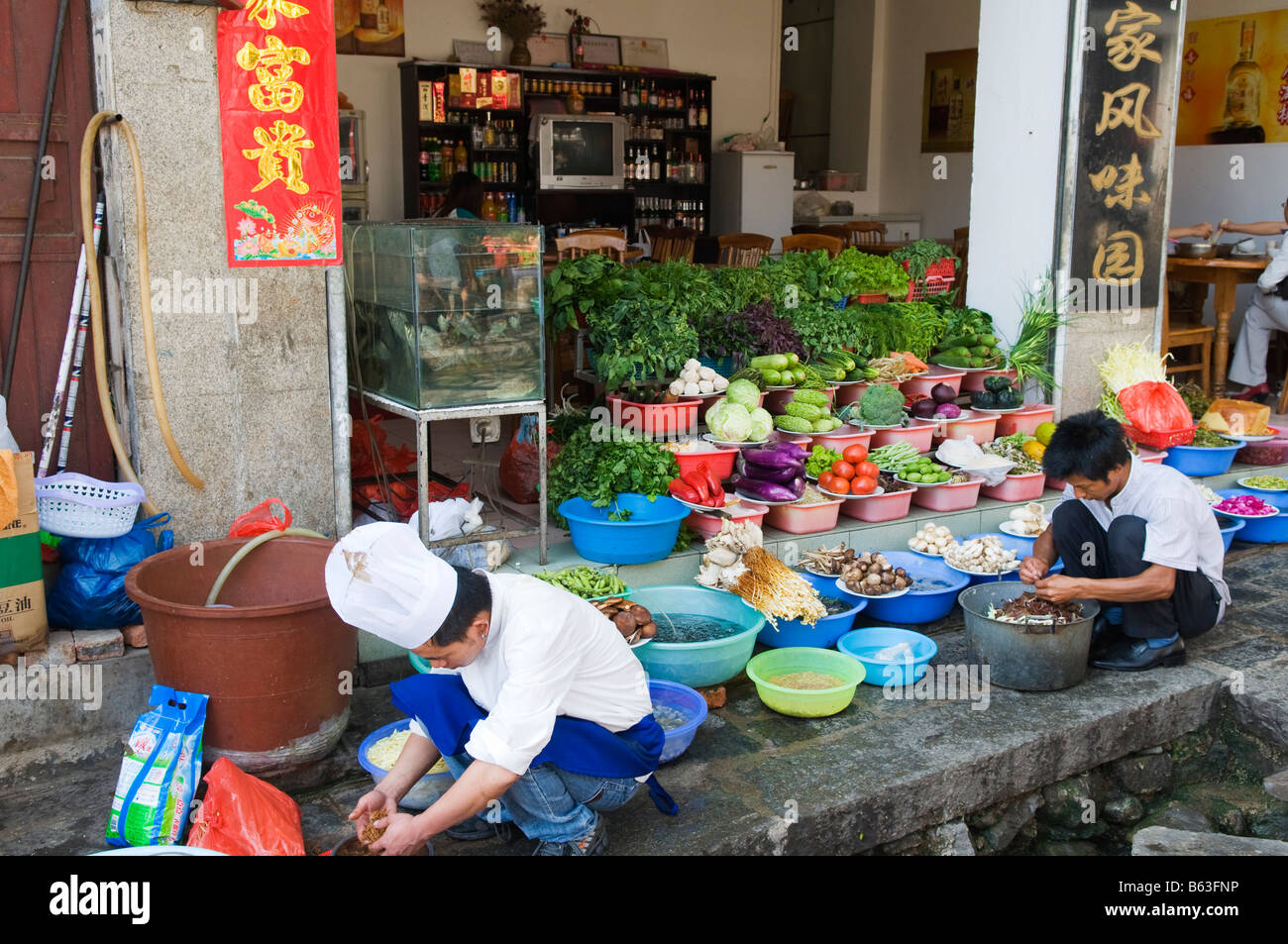 China Yunnan province Dali Town markets Stock Photo - Alamy