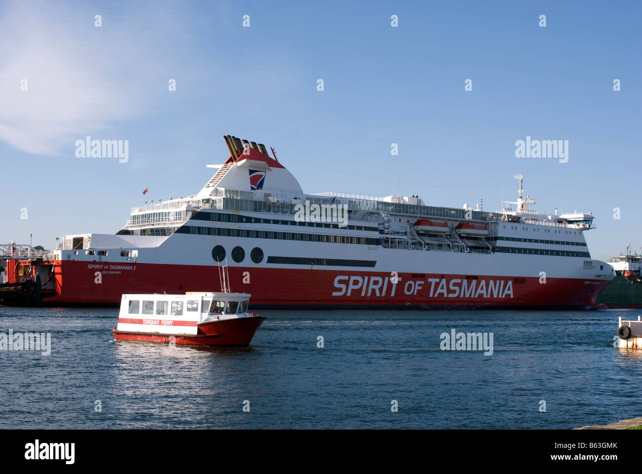 The Torquay ferry crossing the River Mersey in front of the Spirit of