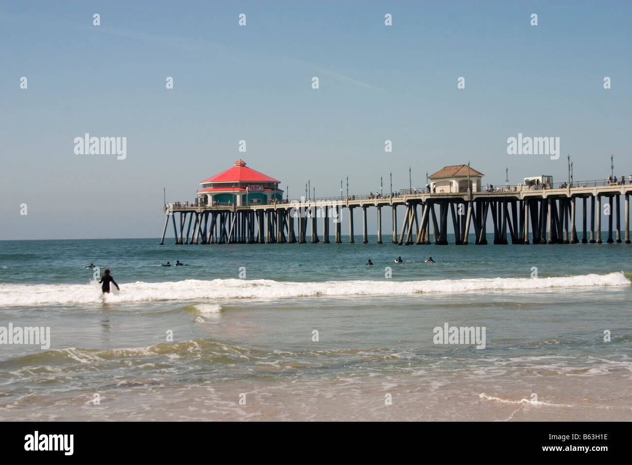 The popular Hungtinton Beach pier Stock Photo