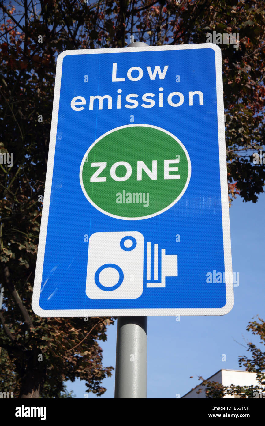 Low emission zone hires stock photography and images Alamy