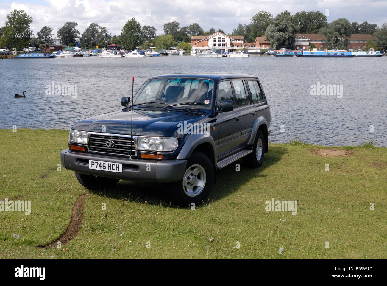 Toyota Land Cruiser Amazon long wheelbase four wheel drive Registration number P746 HCH LRM Show Billing 2008 Land Rover Monthly Stock Photo