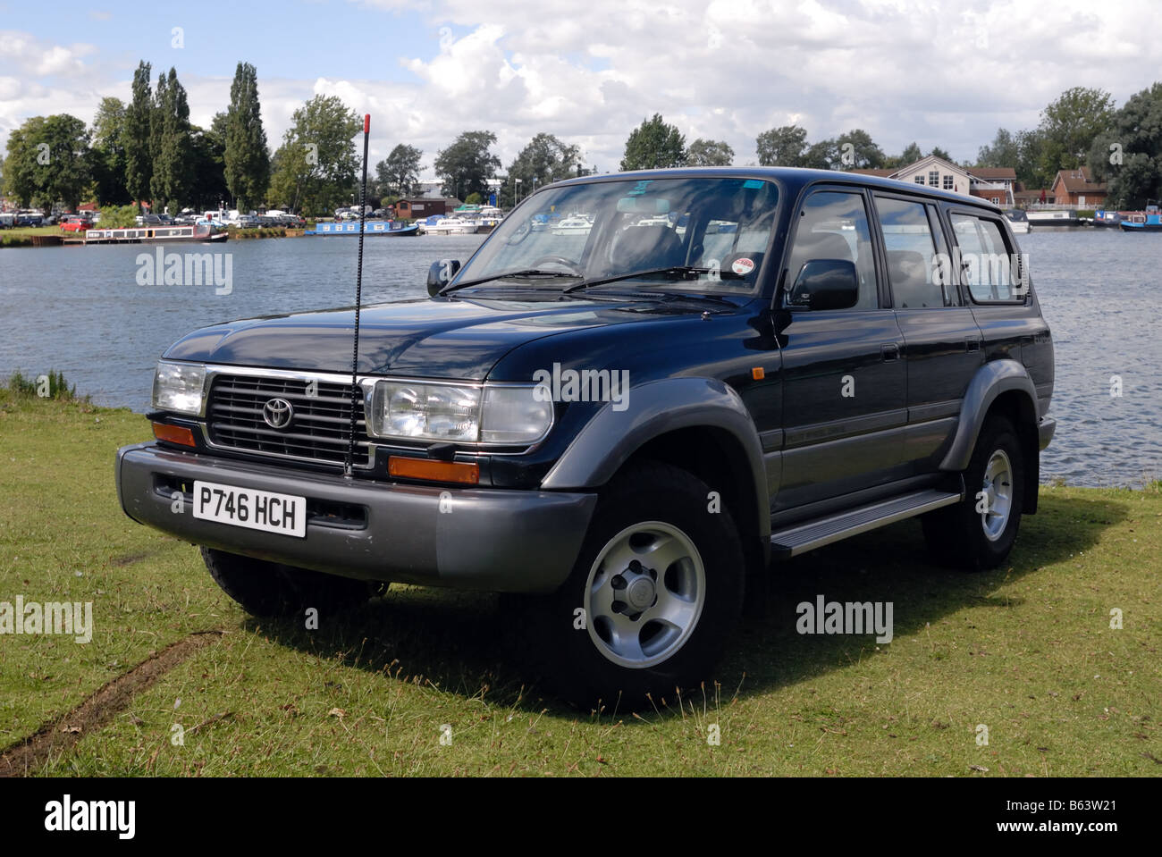 Toyota Land Cruiser Amazon long wheelbase four wheel drive Registration number P746 HCH LRM Show Billing 2008 Land Rover Monthly Stock Photo
