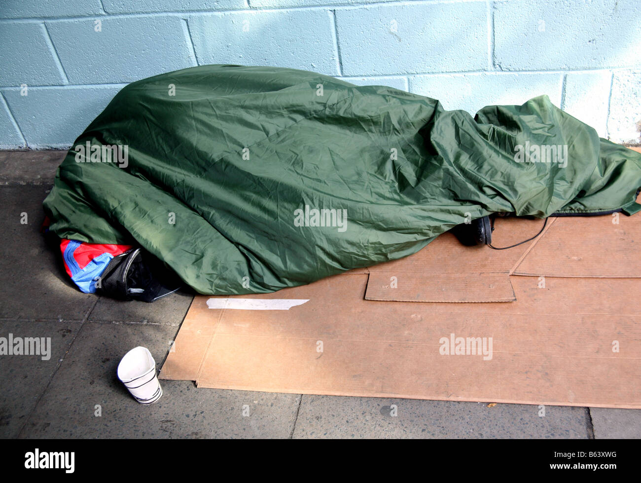 Homeless Person Under Sleeping Bag London Stock Photo Alamy