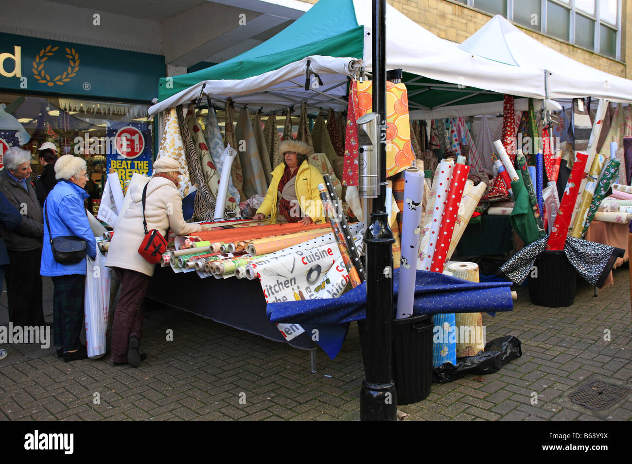 Cheap goods hires stock photography and images Alamy