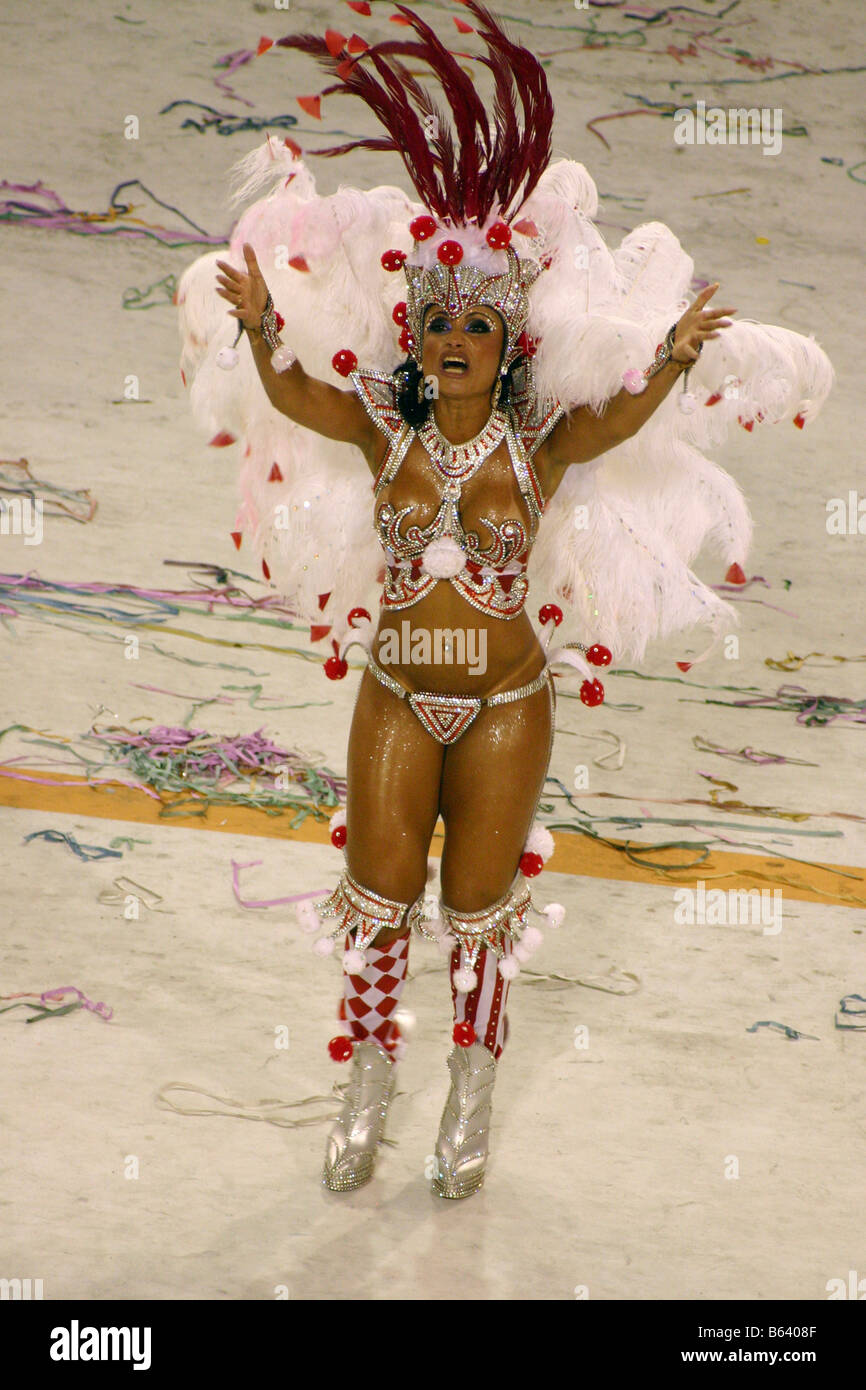 Brazil festival costume bikini hi-res stock photography and images