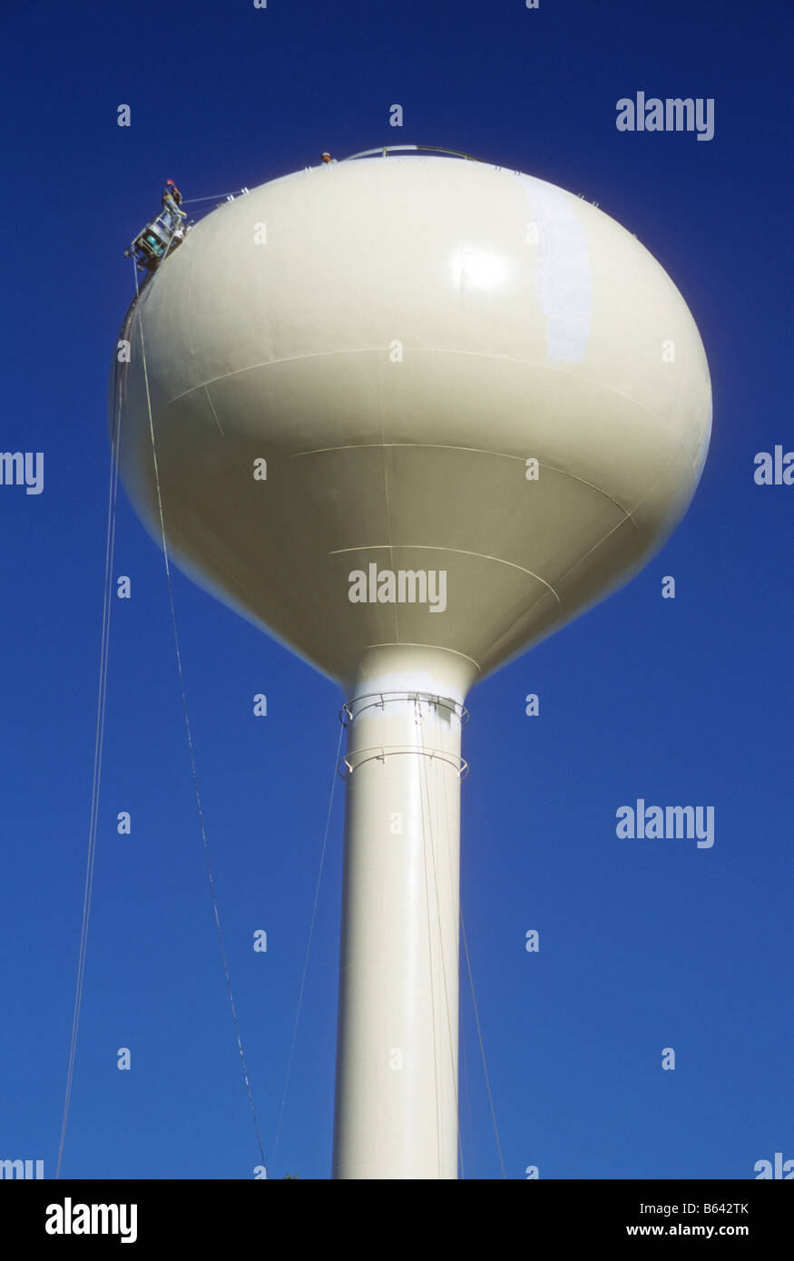 Steel water tank tower hi-res stock photography and images - Alamy
