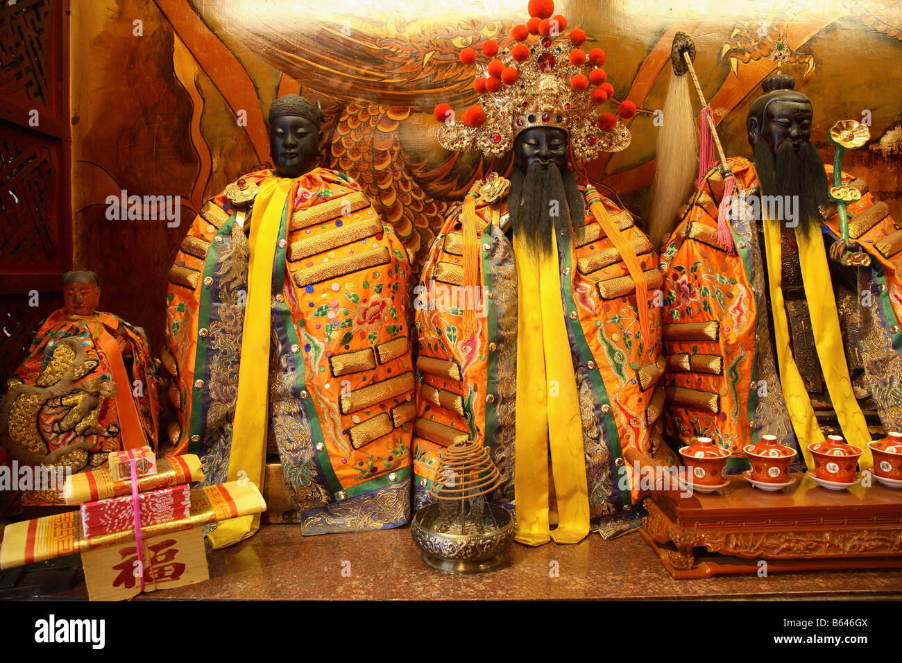 Taiwan Tainan Altar of Heaven taoist statues Stock Photo Alamy