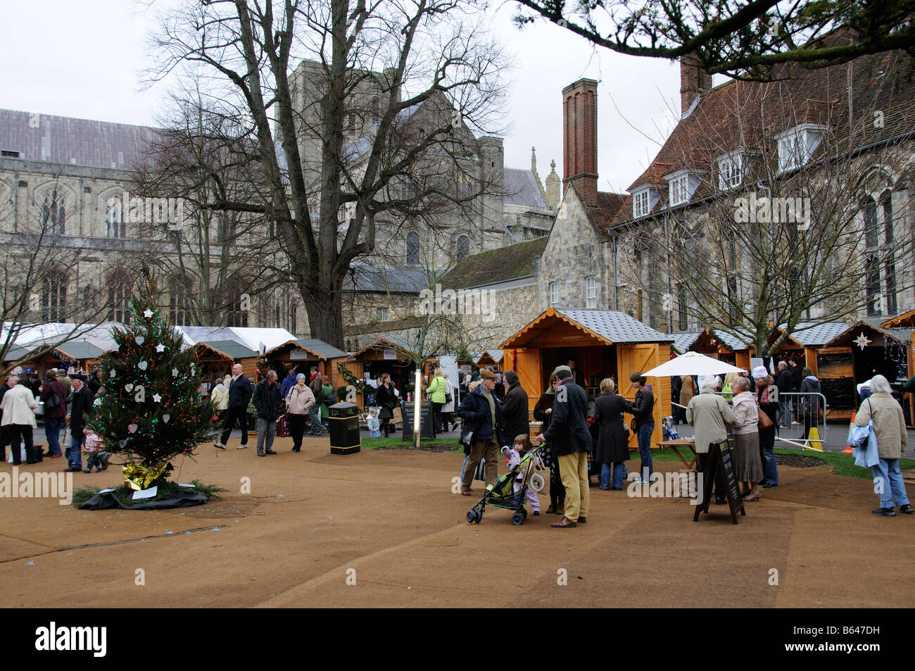Winchester christmas market hi-res stock photography and images - Alamy