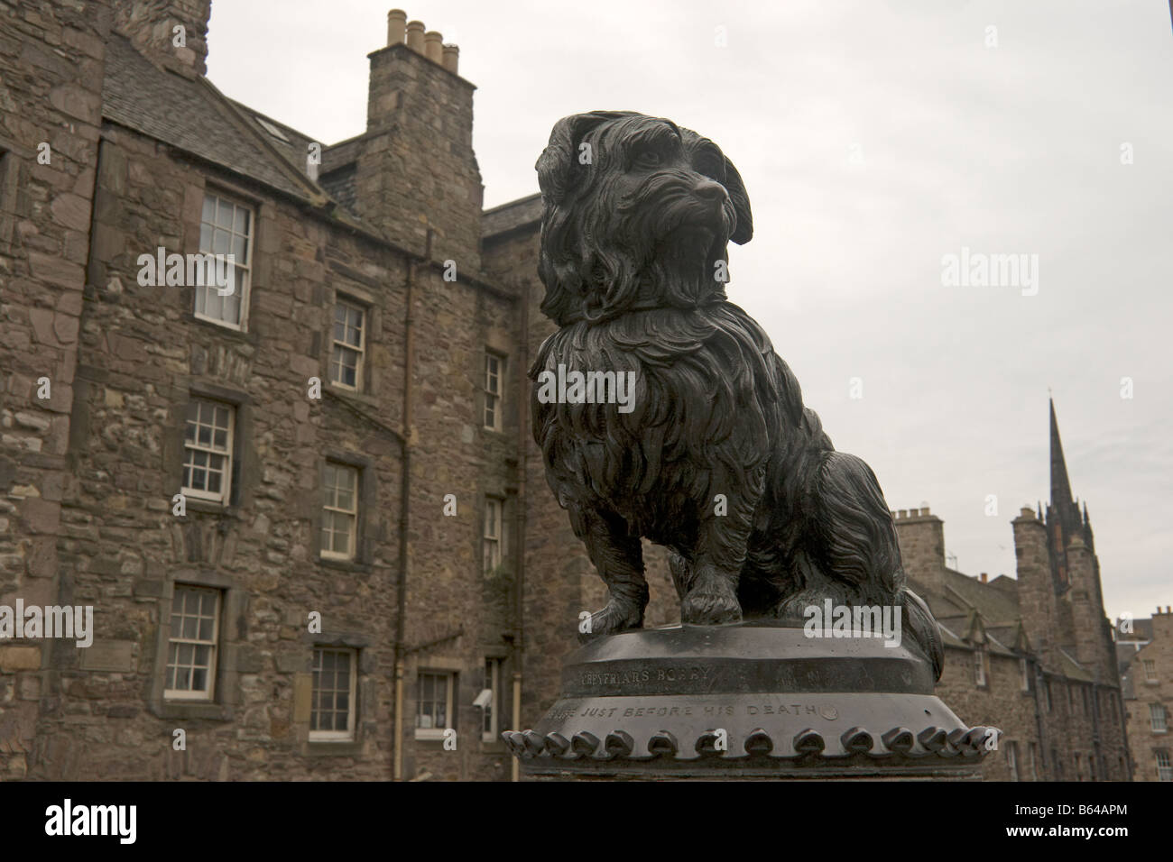 Statue of loyal dog Greyfriars Bobby in Edinburgh Stock Photo